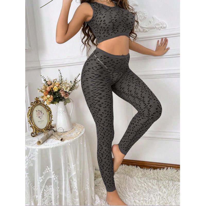 Wholesale Leopard Print Crop Top and Leggings Set detail image 8