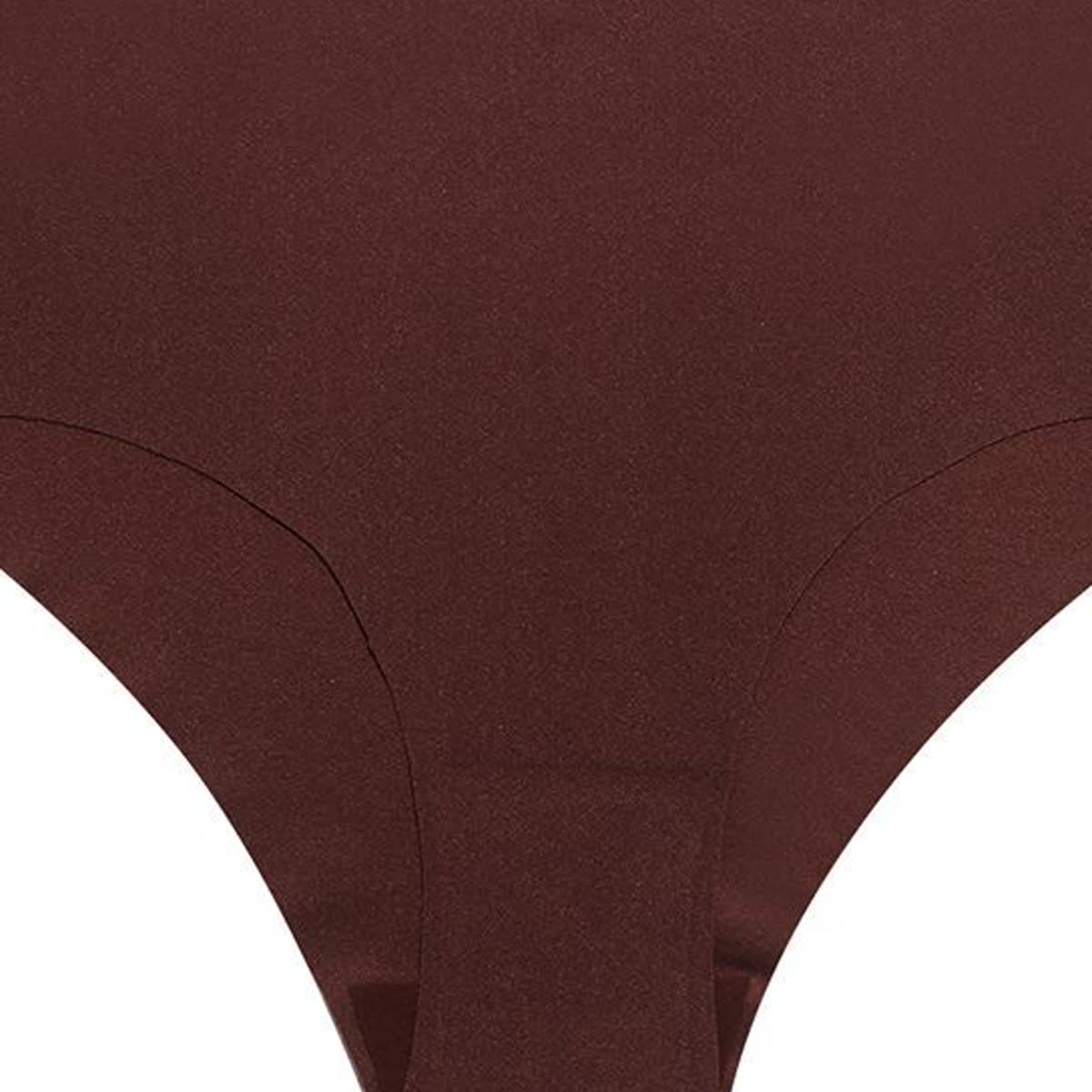 Plus-Size High-Waist Seamless Brief detail image 4