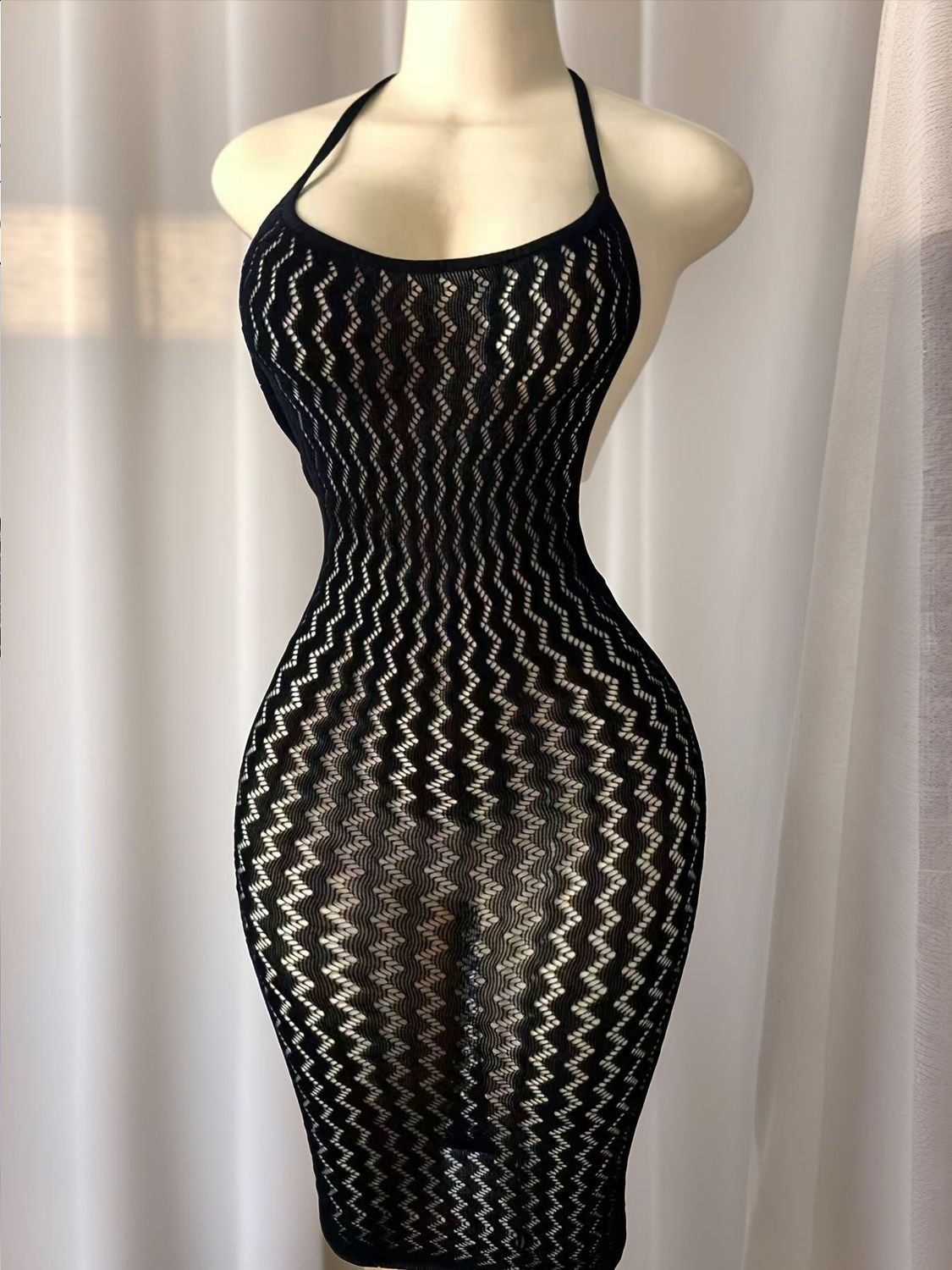 Wholesale Halter Cutout Lace Midi Dress detail image 3